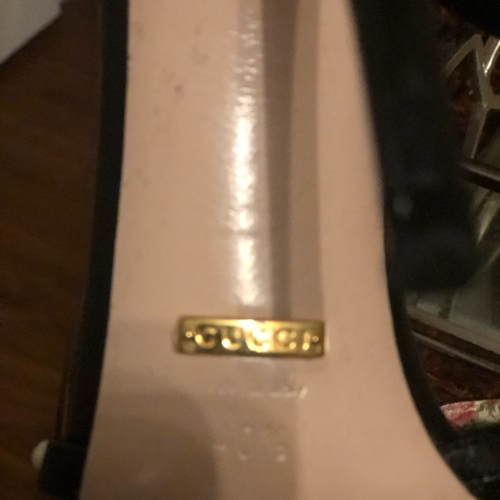 Gucci Regina Pearl Sandals - Picture 4 of 5